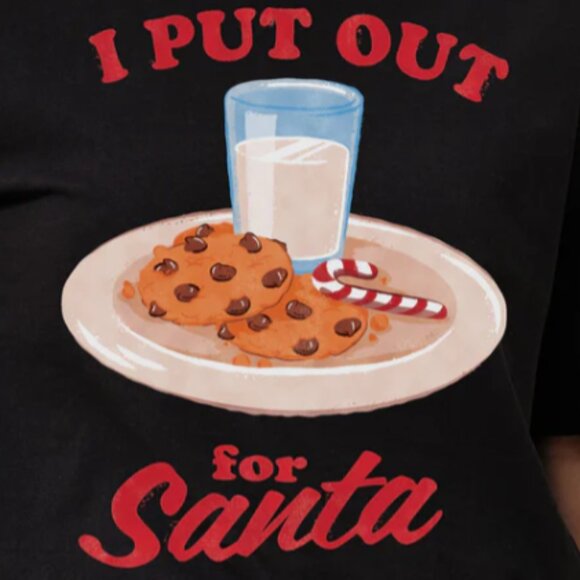 I Put Out for S4nt4 T-Shirt, Funny Christmas Graphics T-shirt - Picture 2 of 3